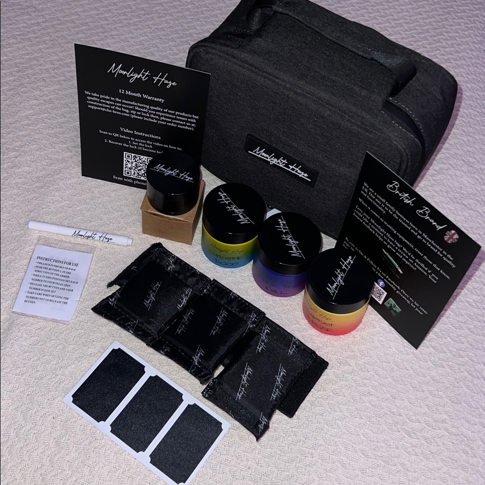 NWT ๐ฑ๐จ MOONLIGHT HAZE GRAY SMELL-PROOF STORAGE ORGANIZATION CARRY BAG w/LOCK - Picture 9 of 16